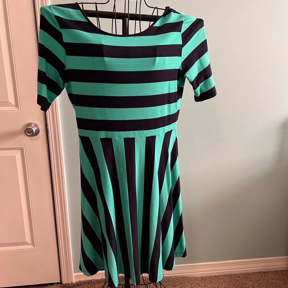 crown & ivy Green and Navy Striped Midi Dress Size Medium